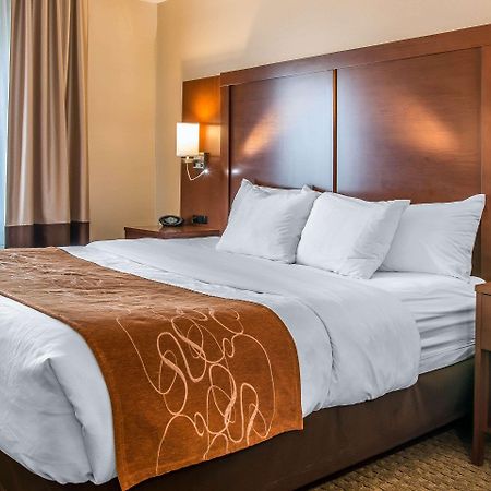 Comfort Suites Wixom Esterno foto