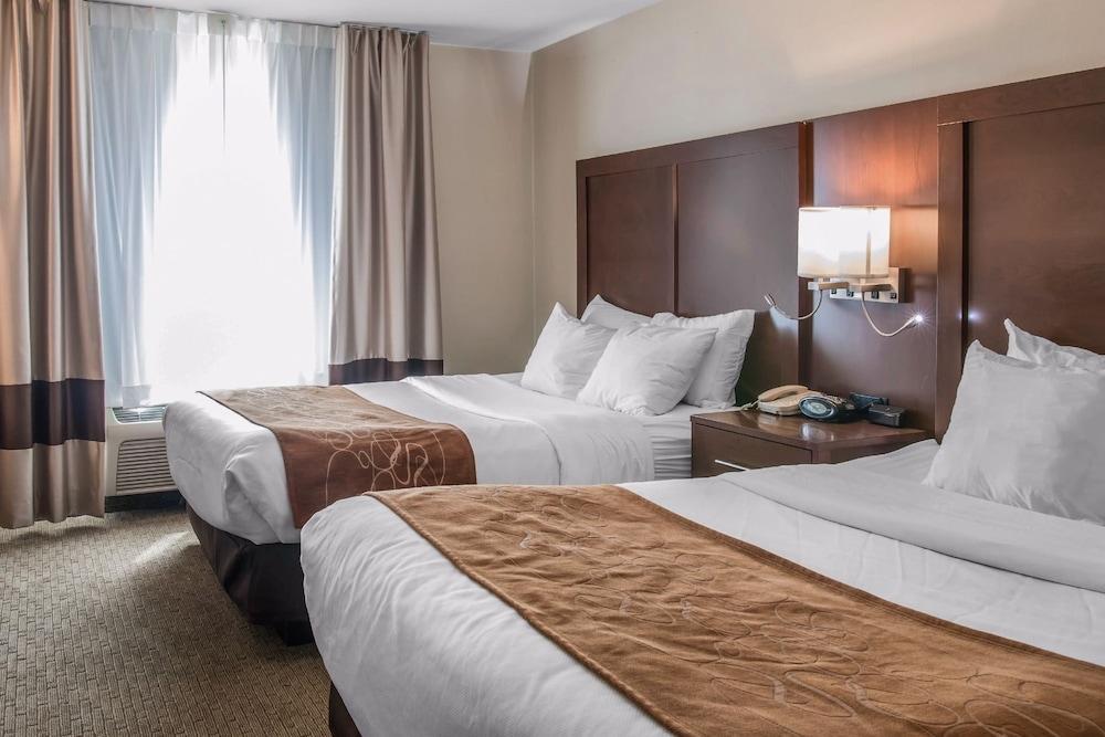 Comfort Suites Wixom Esterno foto