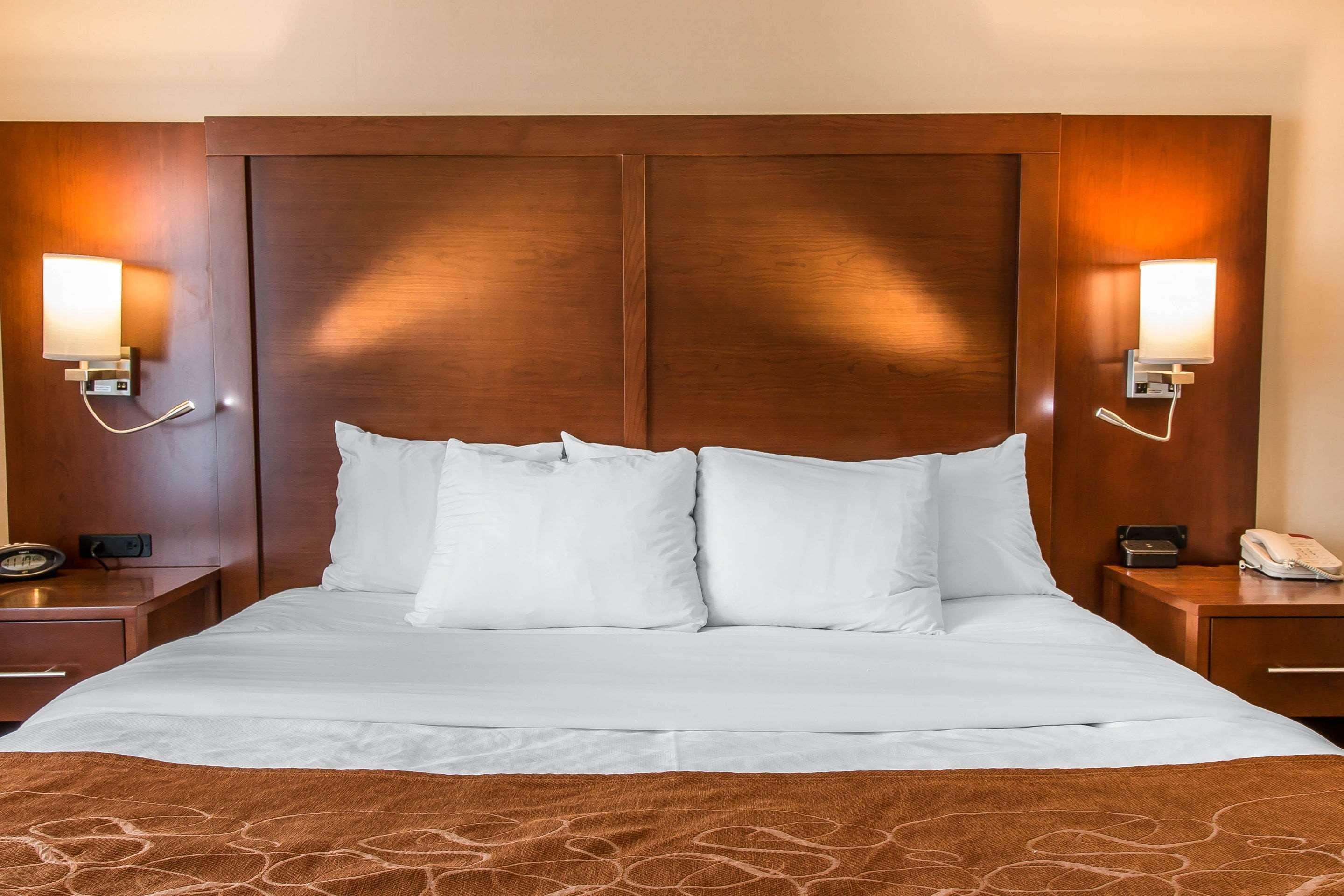 Comfort Suites Wixom Esterno foto