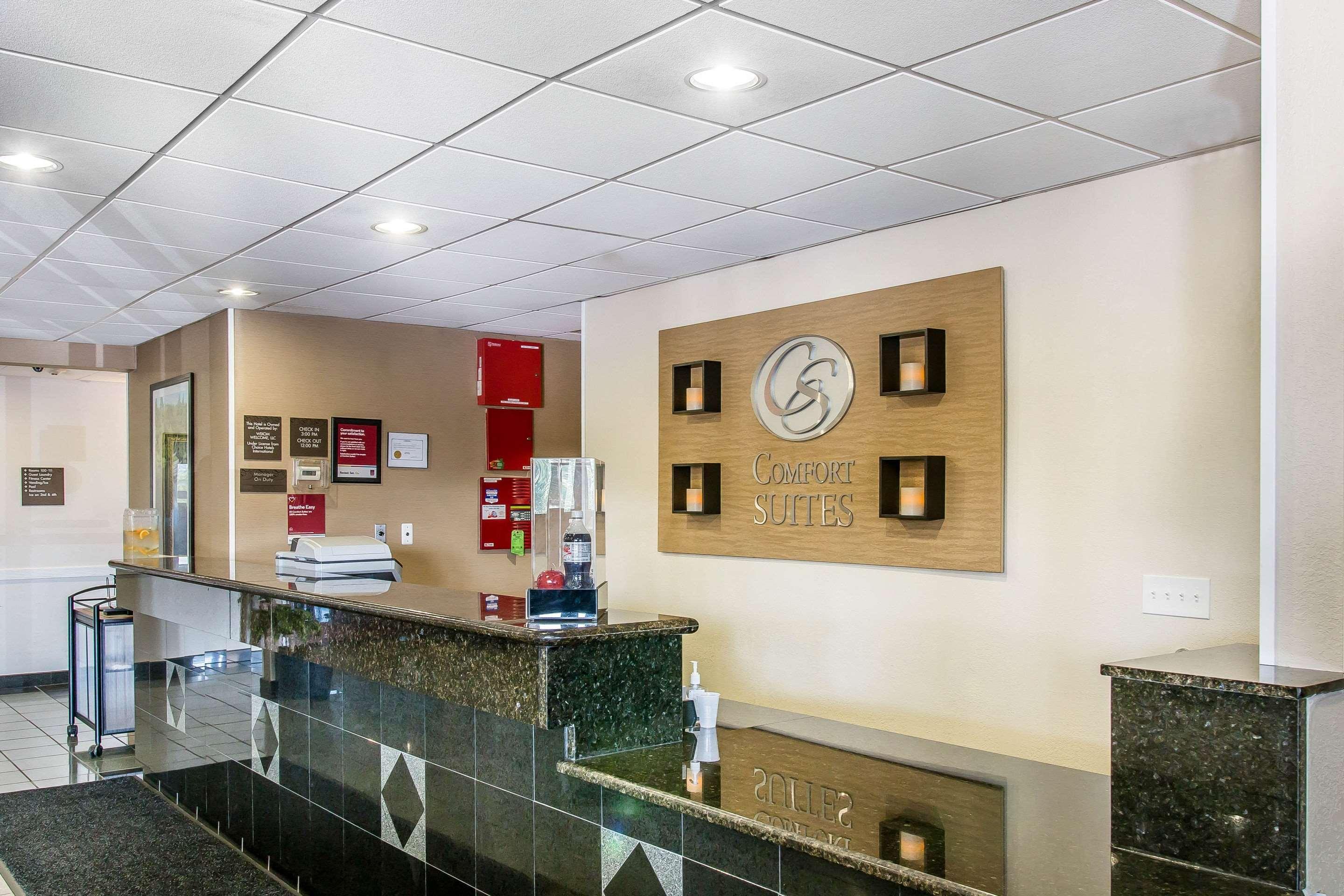 Comfort Suites Wixom Esterno foto