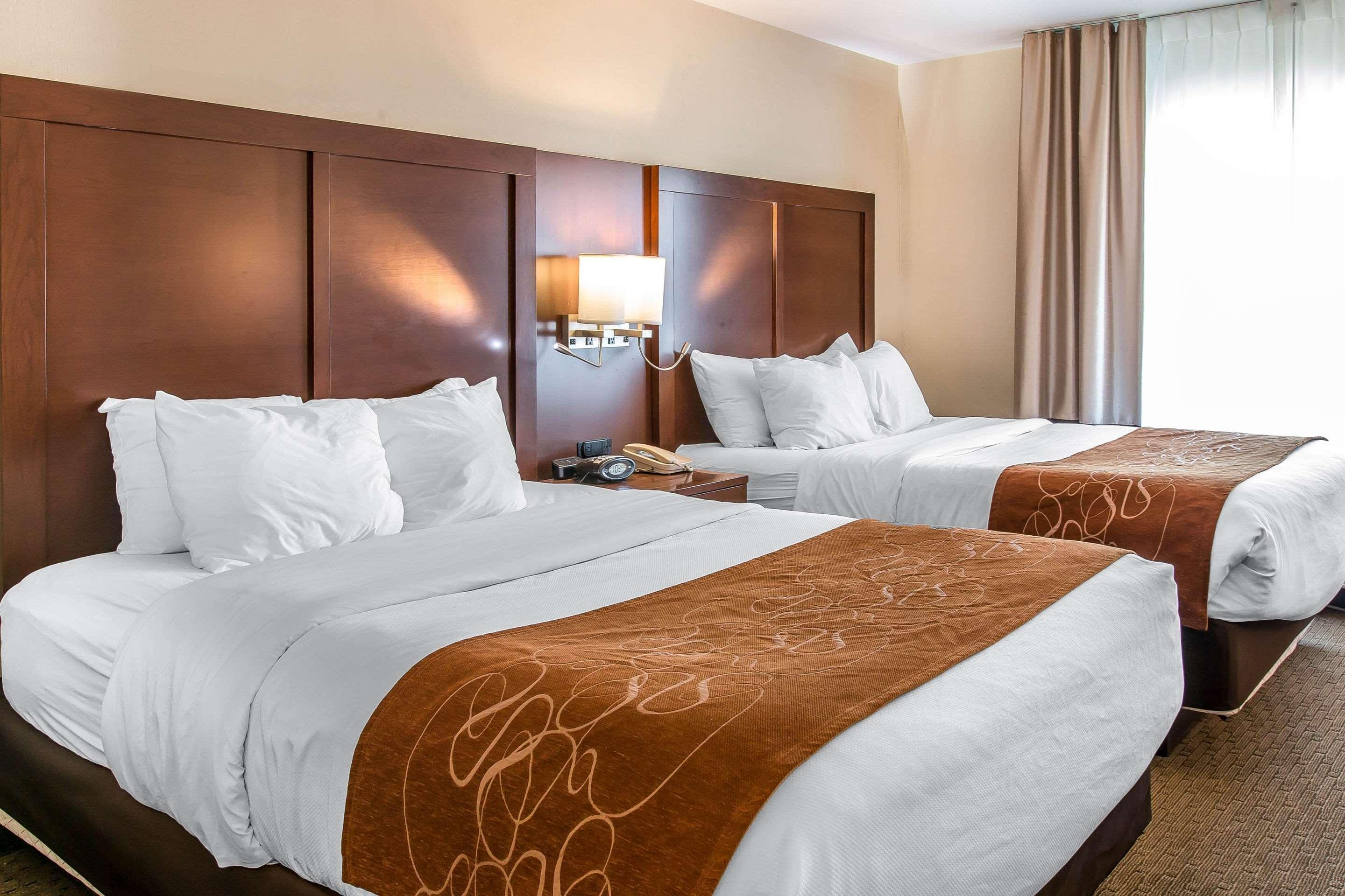 Comfort Suites Wixom Esterno foto