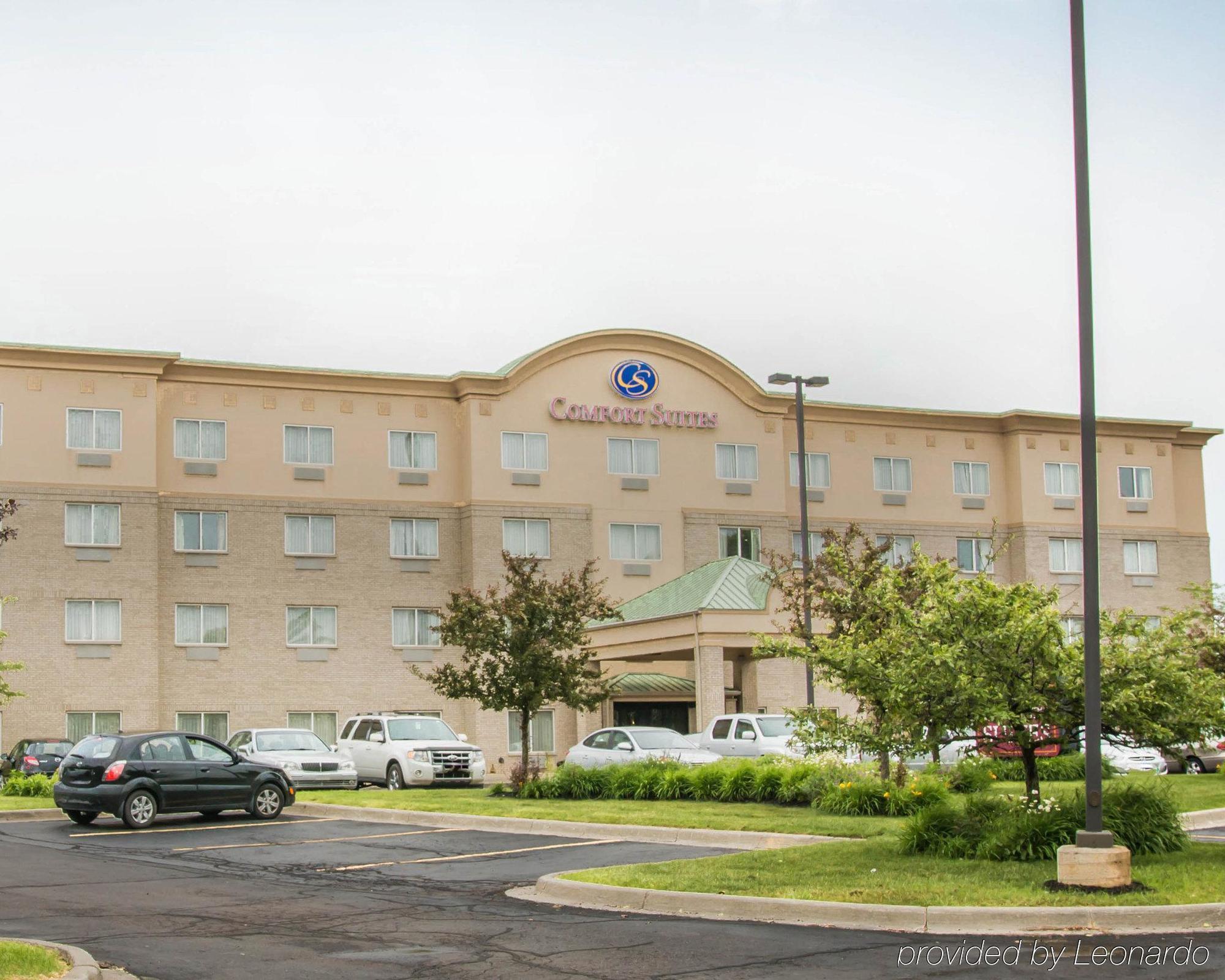 Comfort Suites Wixom Esterno foto